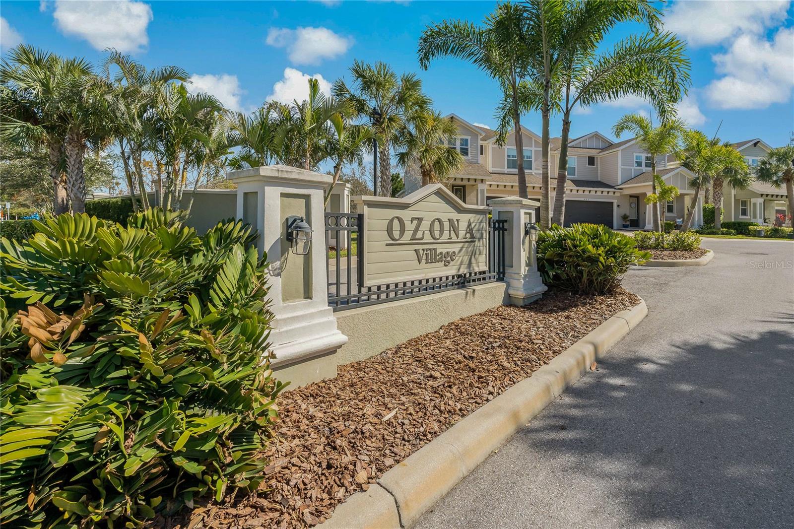 Image 41 of 50 For 597 Ozona Village Drive