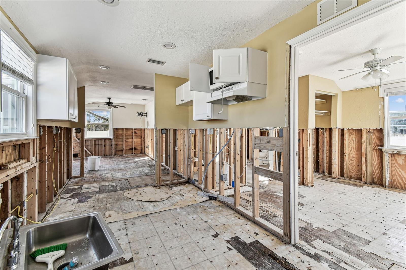 Image 14 of 71 For 103 146th Avenue E