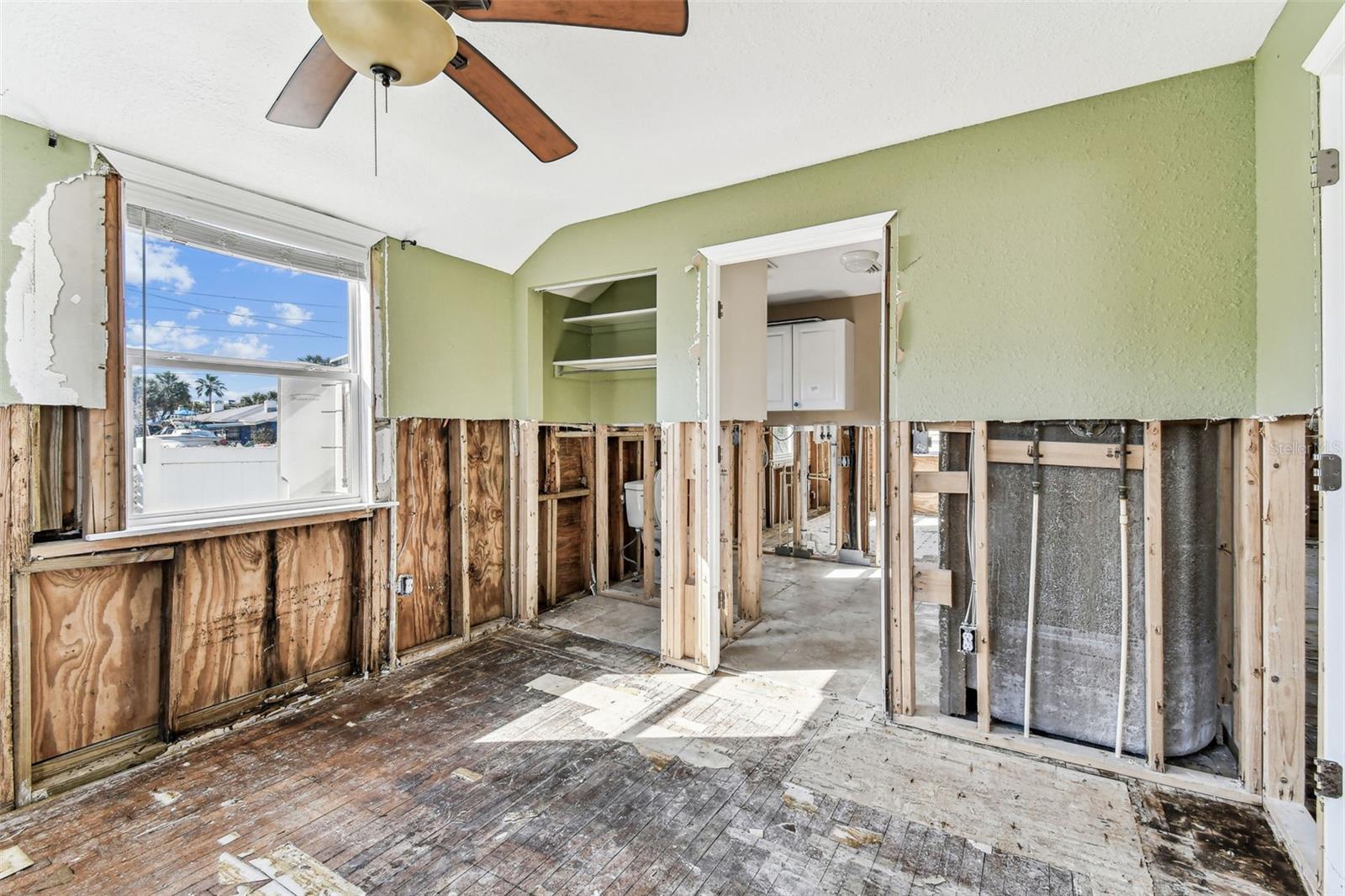 Image 23 of 71 For 103 146th Avenue E