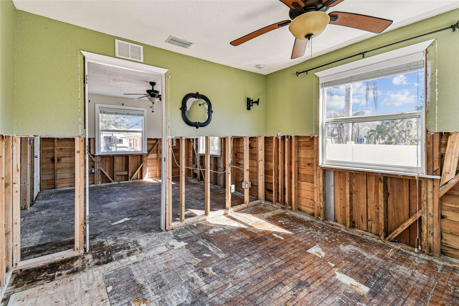 Image 25 of 71 For 103 146th Avenue E