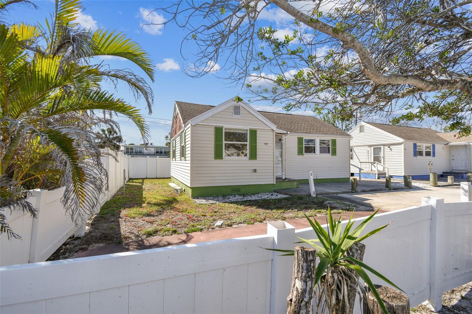 Image 8 of 71 For 103 146th Avenue E