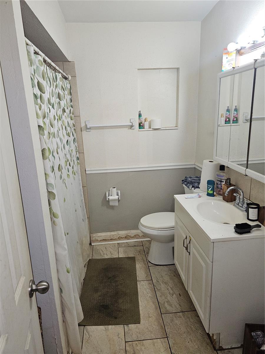 Image 11 of 15 For 3714 Ellicott Street