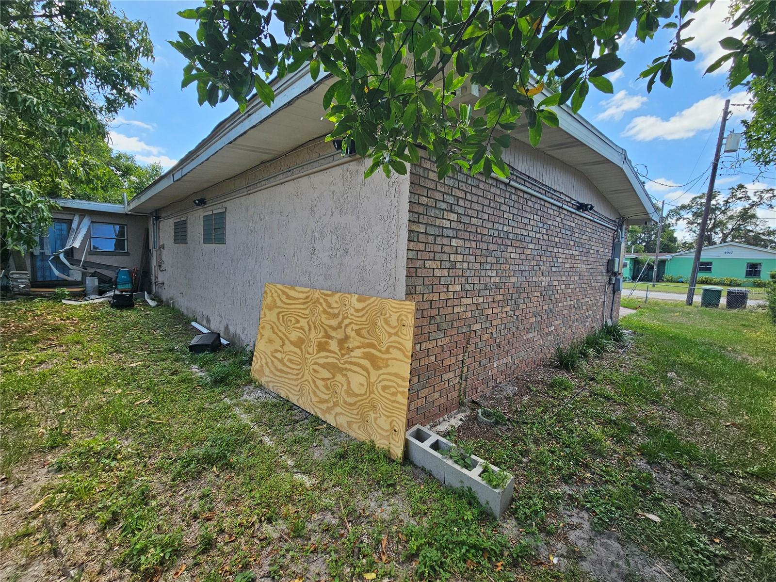 Image 5 of 15 For 3714 Ellicott Street