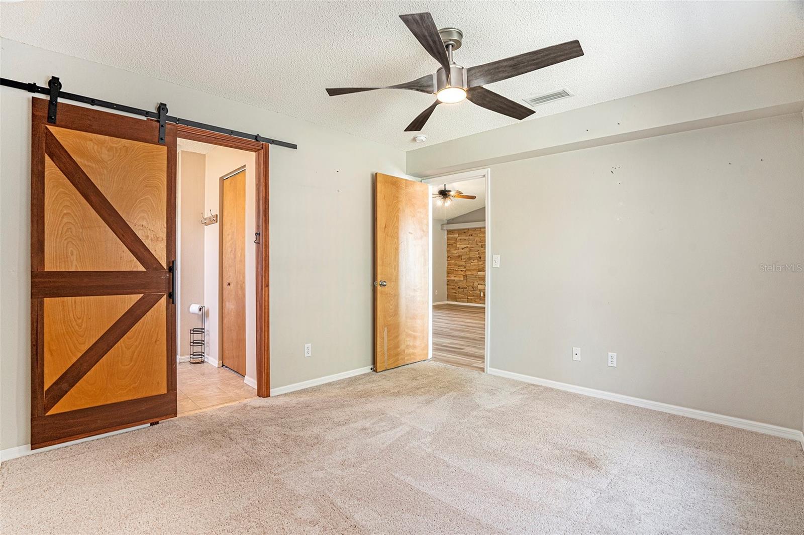 Image 11 of 25 For 12129 Meadow Lane