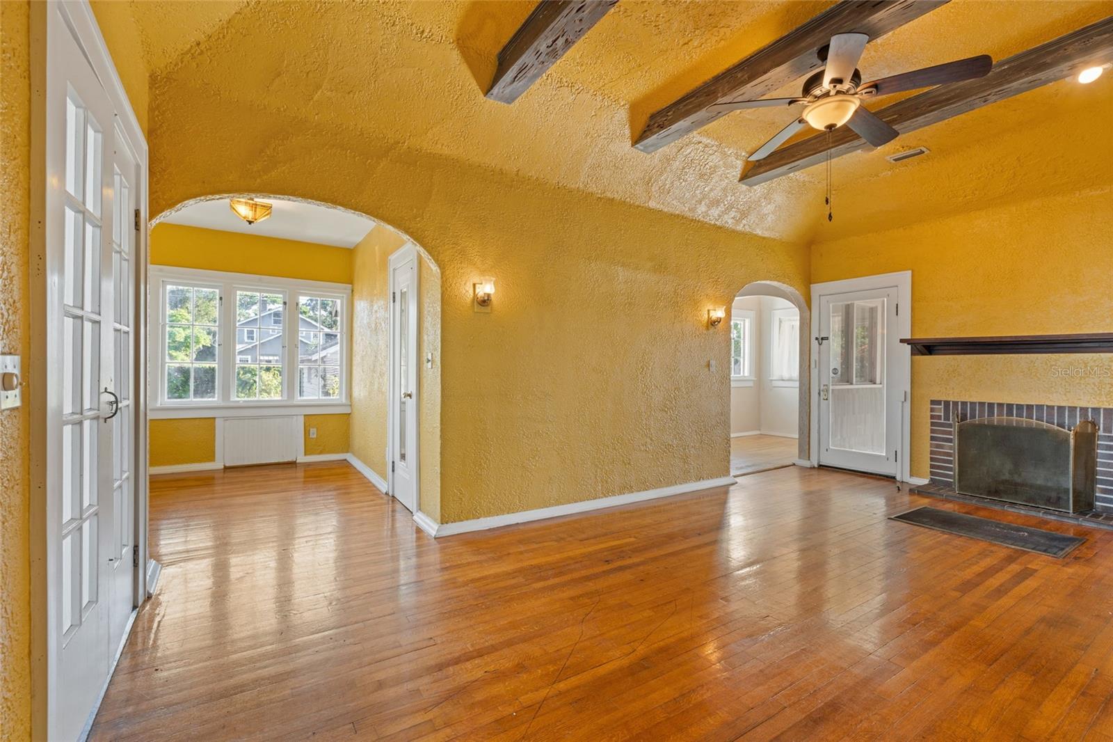 Image 11 of 28 For 6201 6th Street S