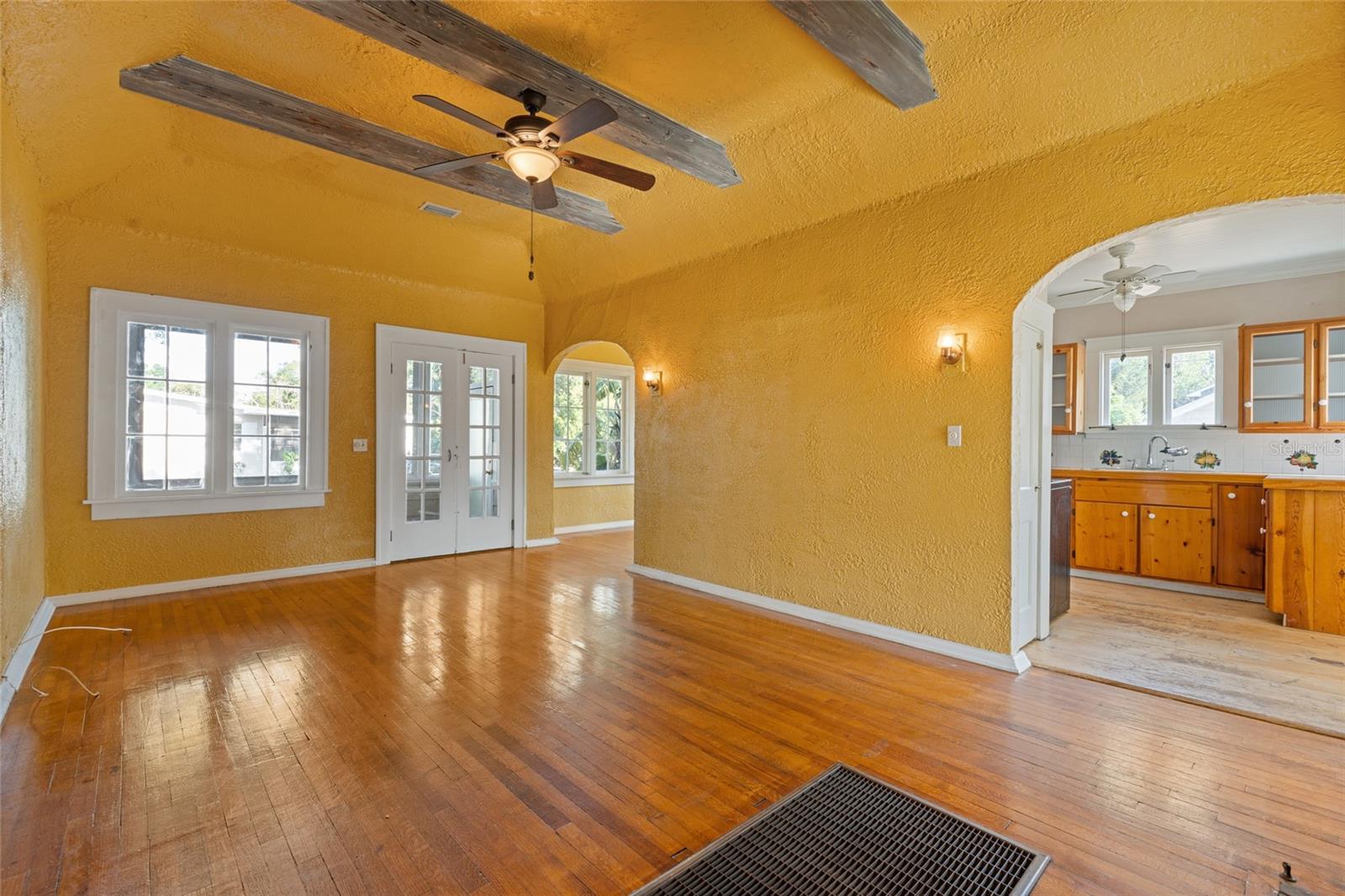 Image 17 of 28 For 6201 6th Street S