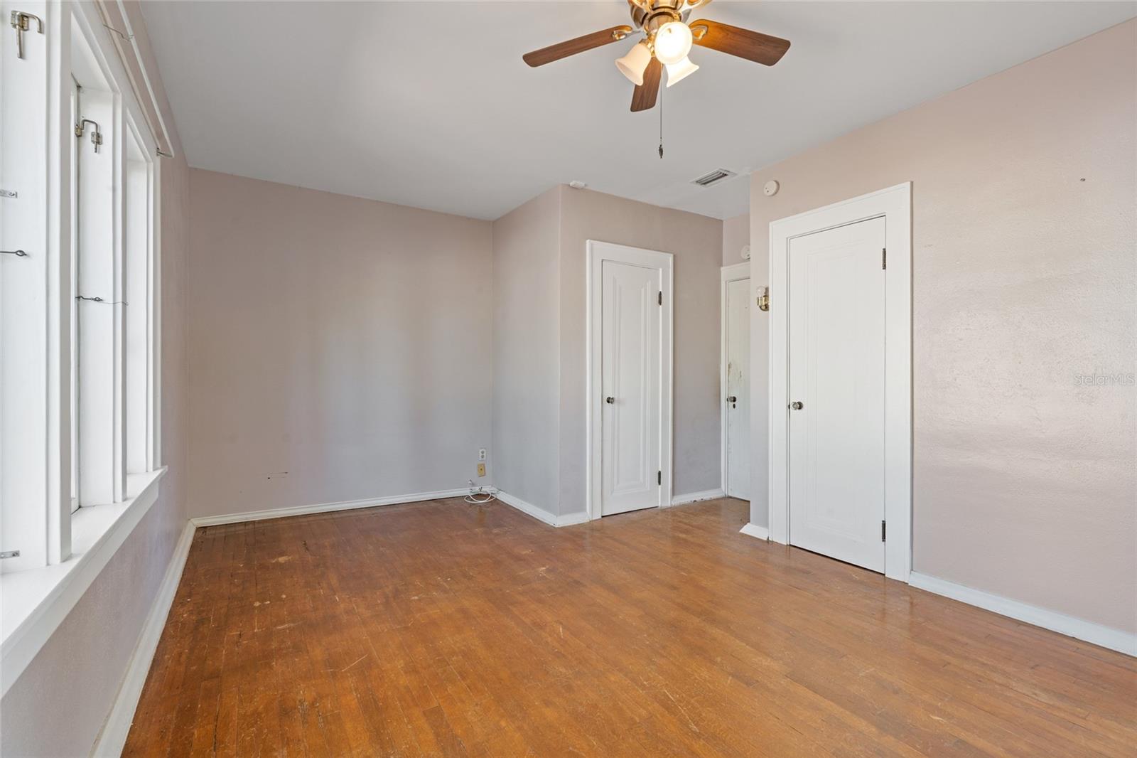 Image 19 of 28 For 6201 6th Street S
