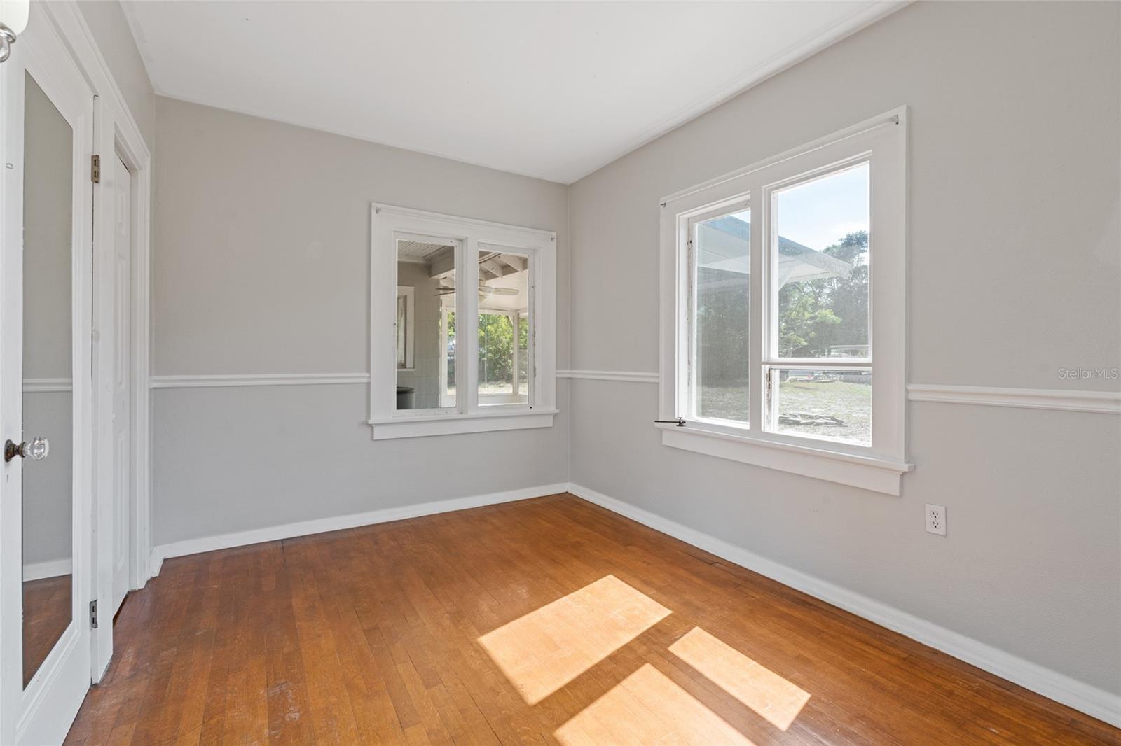 Image 23 of 28 For 6201 6th Street S