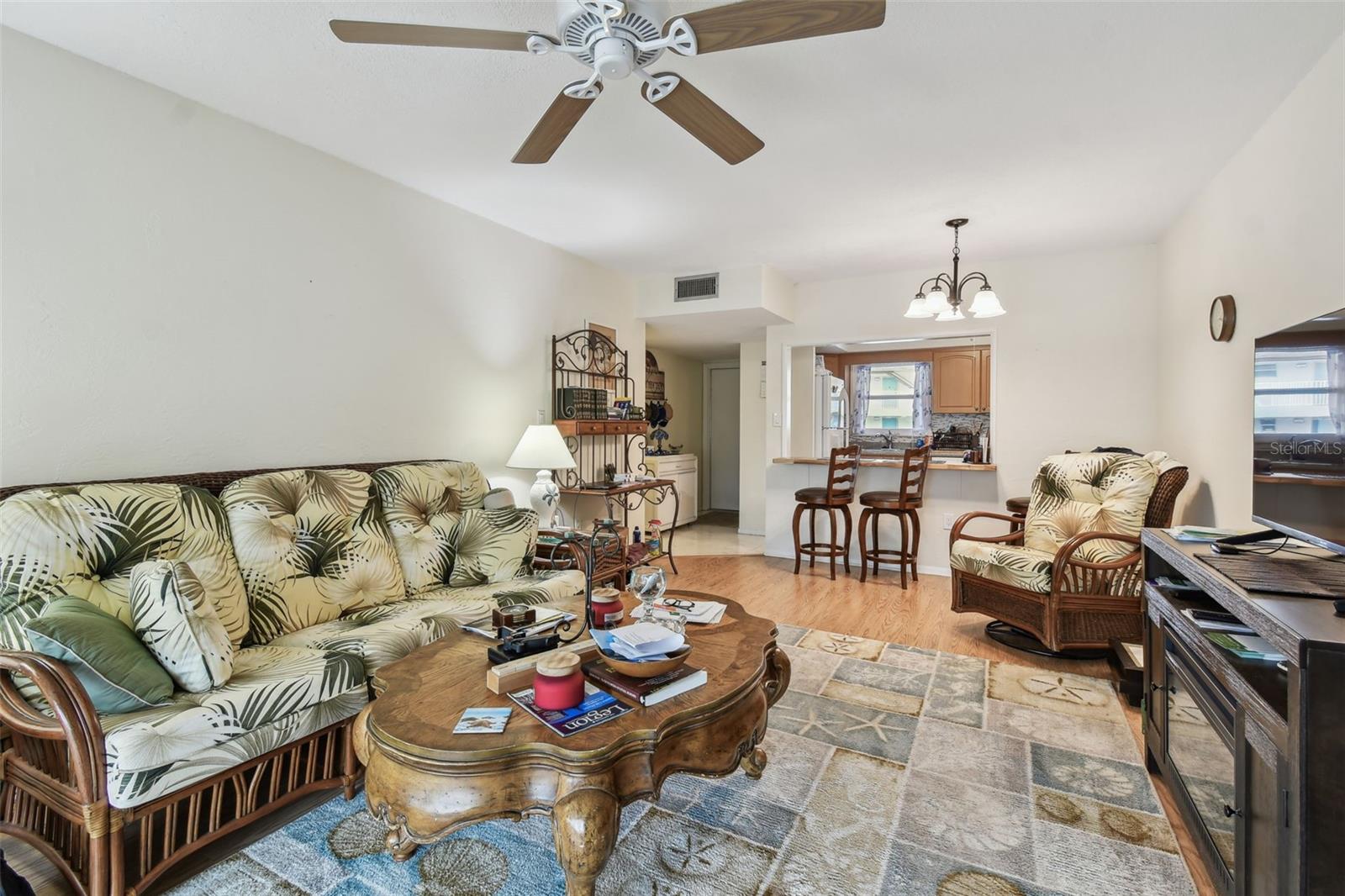 Image 10 of 38 For 9945 47th Avenue N 208