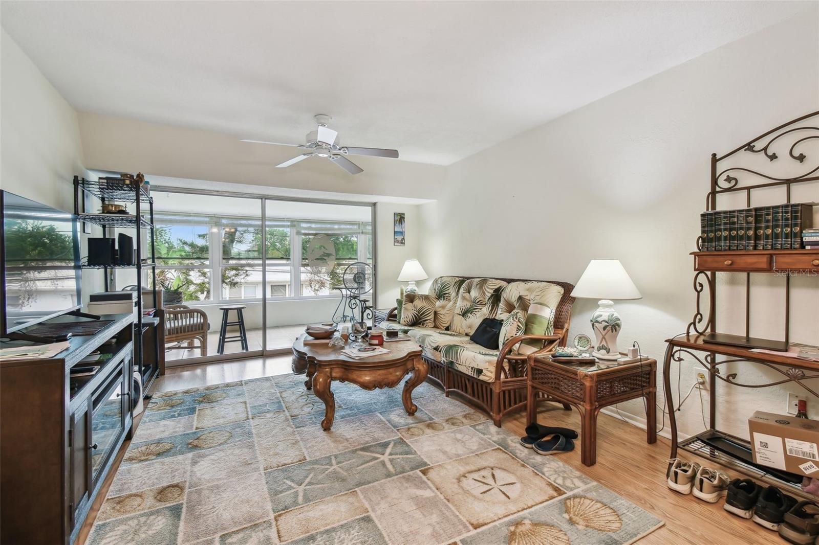 Image 11 of 38 For 9945 47th Avenue N 208