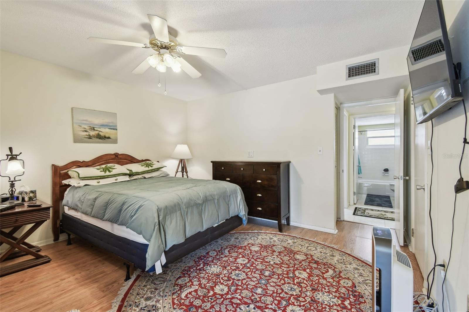Image 23 of 38 For 9945 47th Avenue N 208