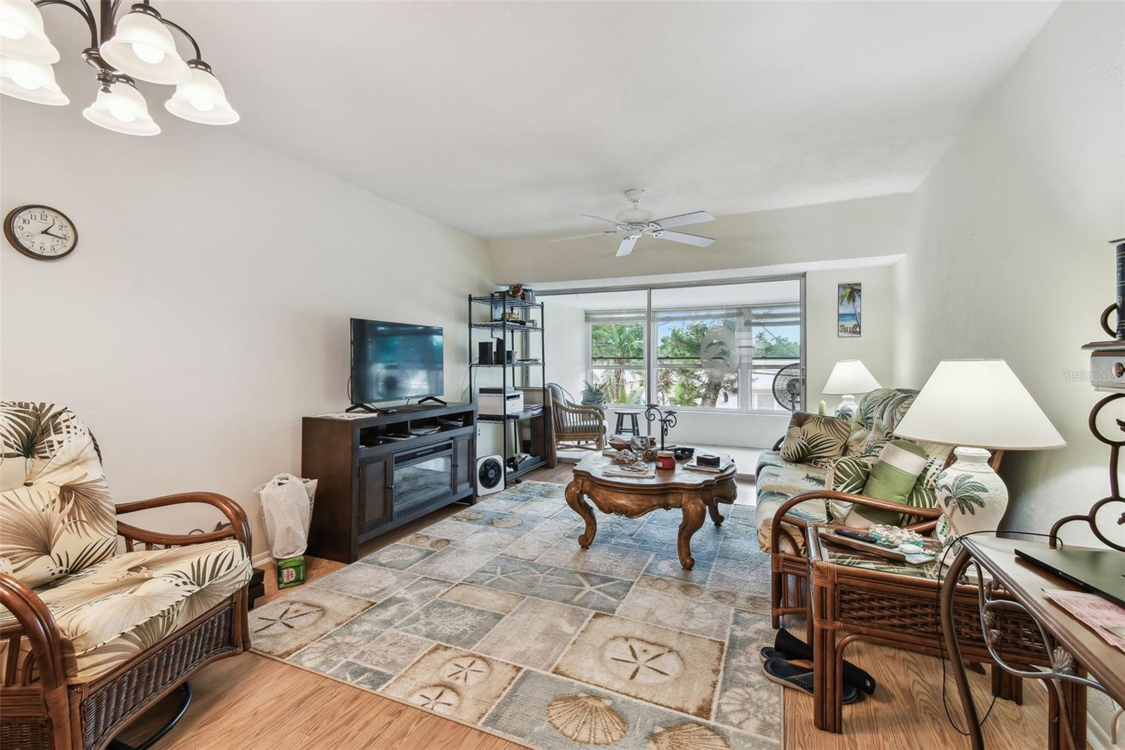 Image 9 of 38 For 9945 47th Avenue N 208