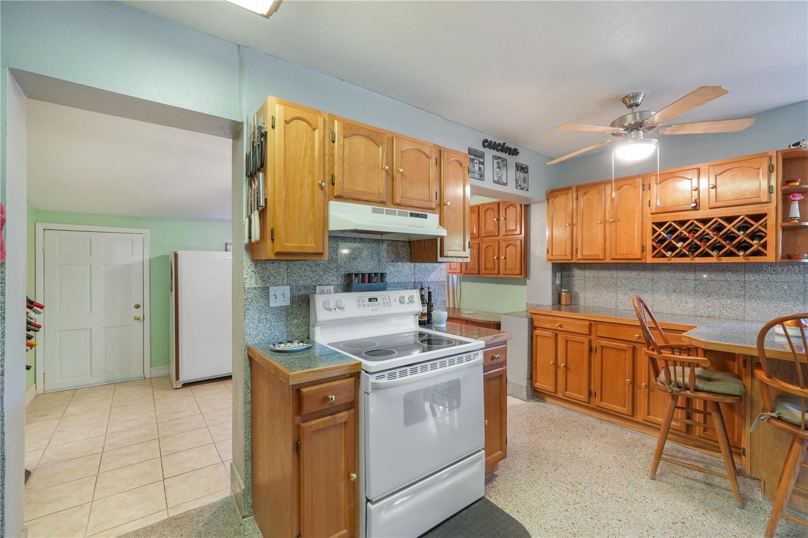 Image 13 of 30 For 4932 Murray Hill Drive