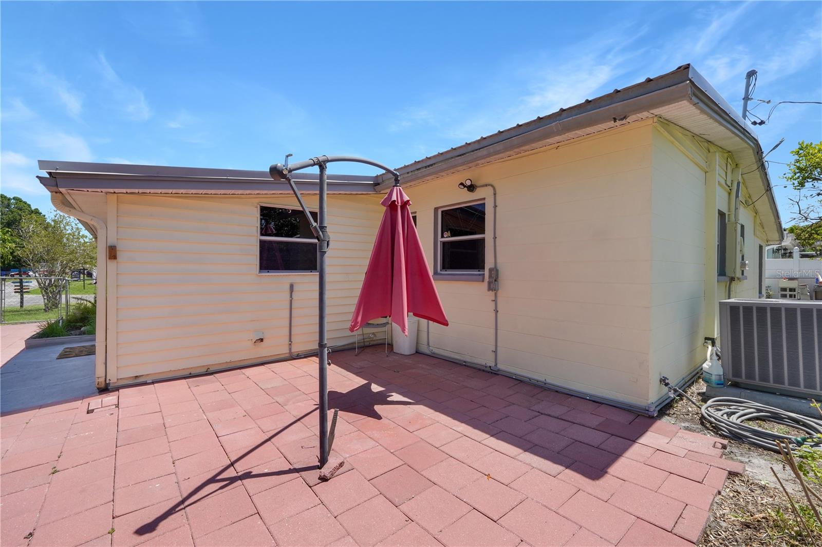 Image 8 of 30 For 4932 Murray Hill Drive
