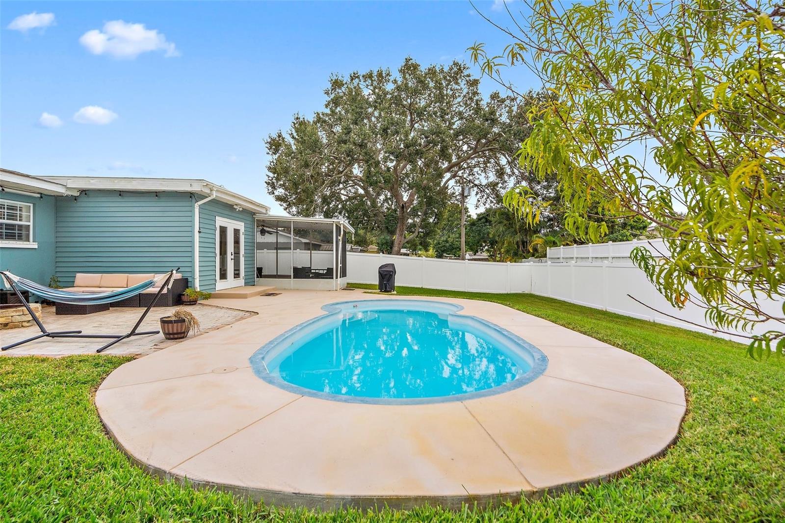 Image 19 of 26 For 7690 91st Street