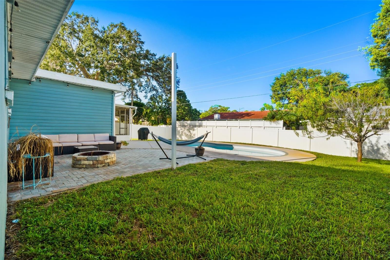 Image 20 of 26 For 7690 91st Street