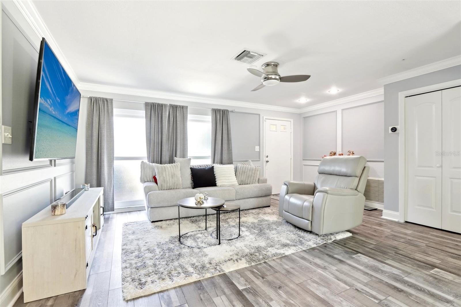 Image 11 of 59 For 206 Timberview Drive