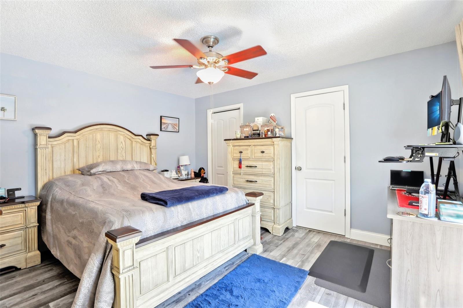 Image 34 of 59 For 206 Timberview Drive