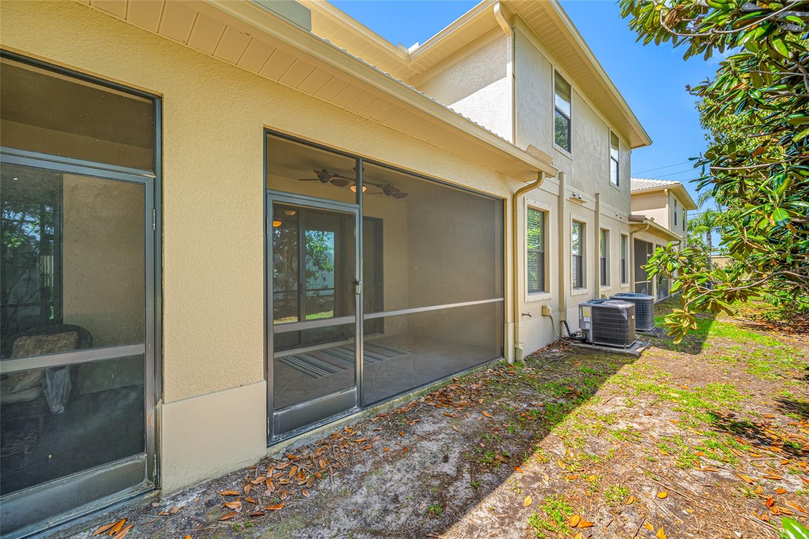 Image 11 of 77 For 2527 Silverback Court