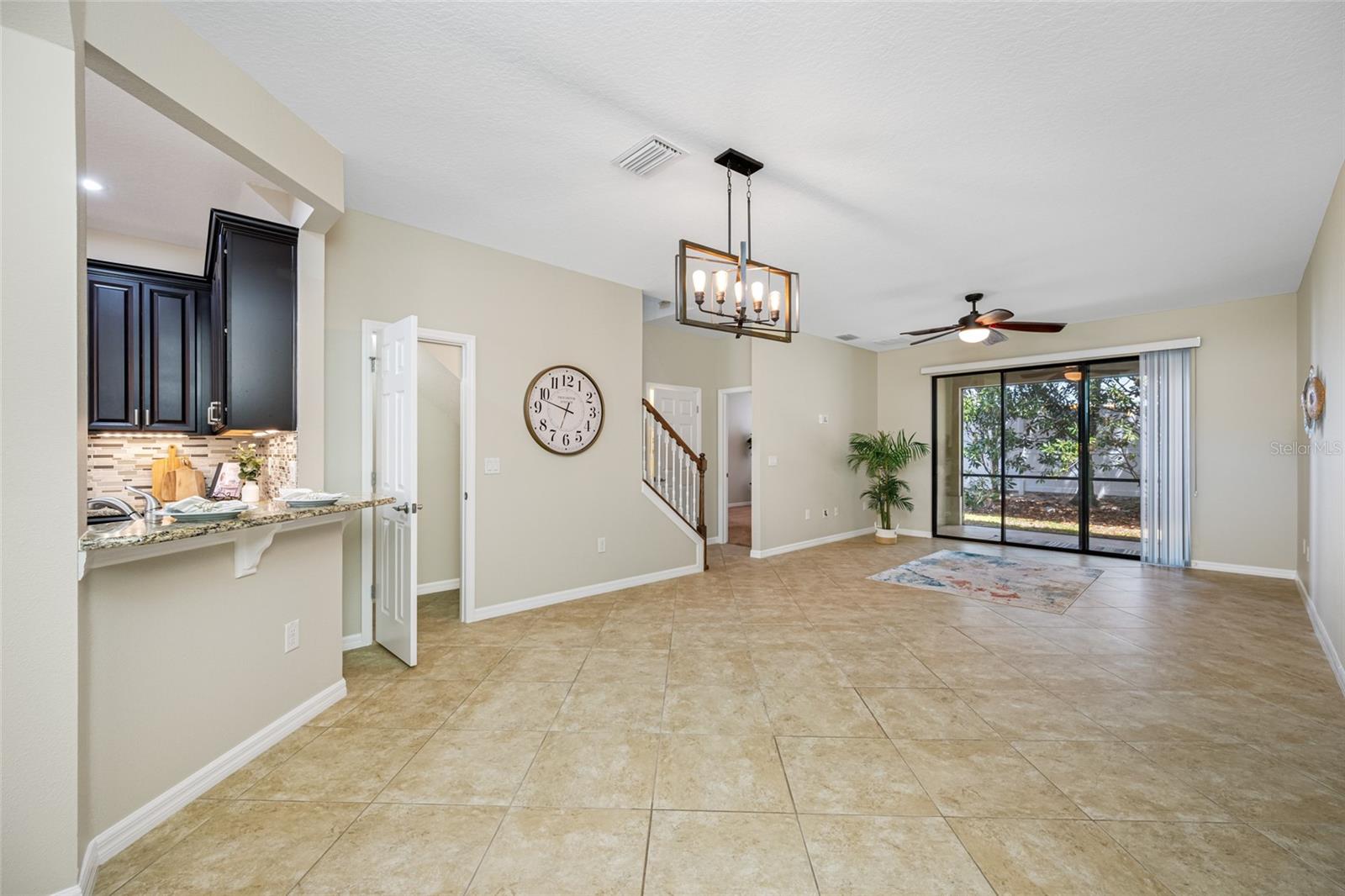 Image 15 of 77 For 2527 Silverback Court