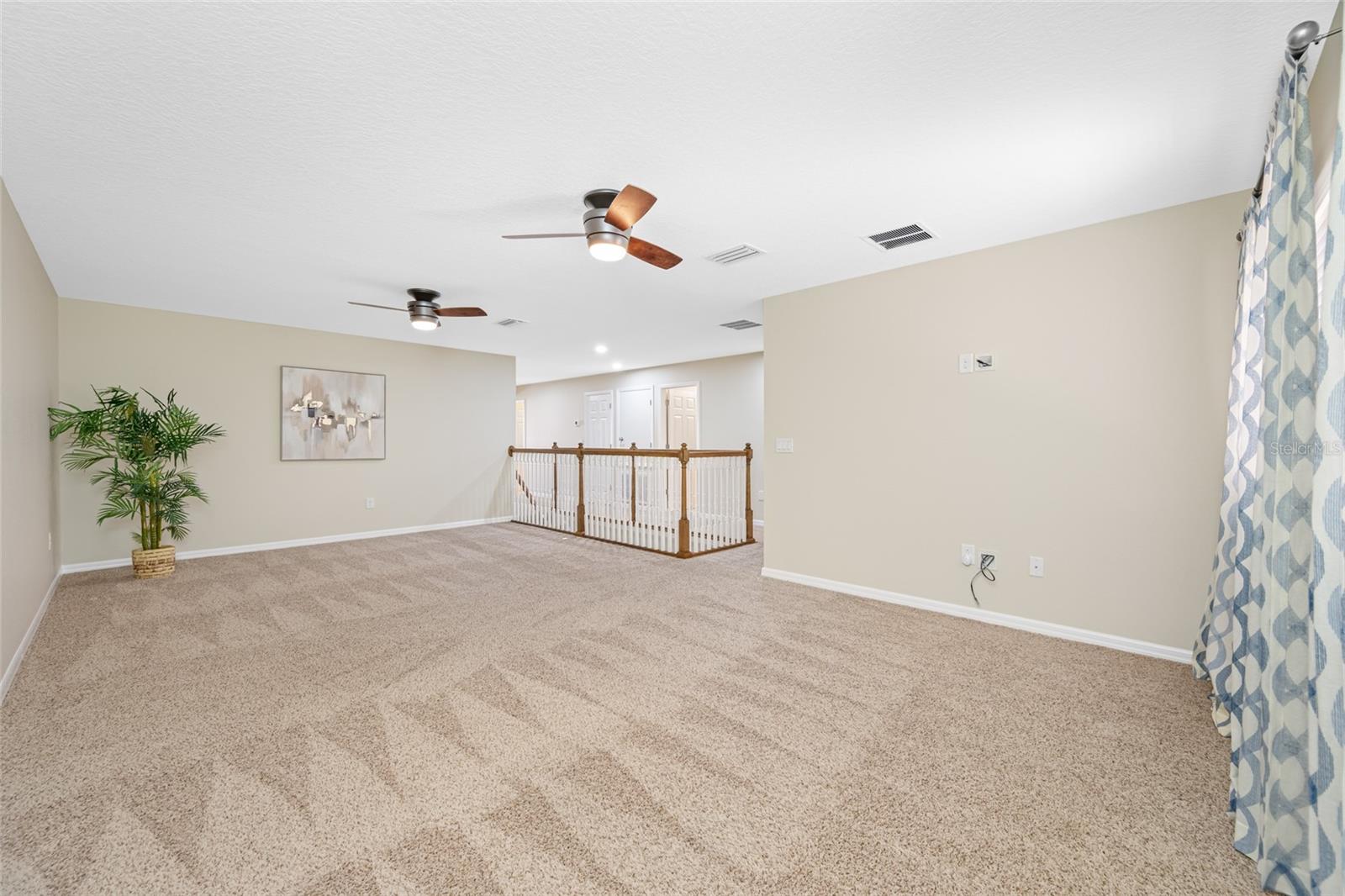 Image 43 of 77 For 2527 Silverback Court