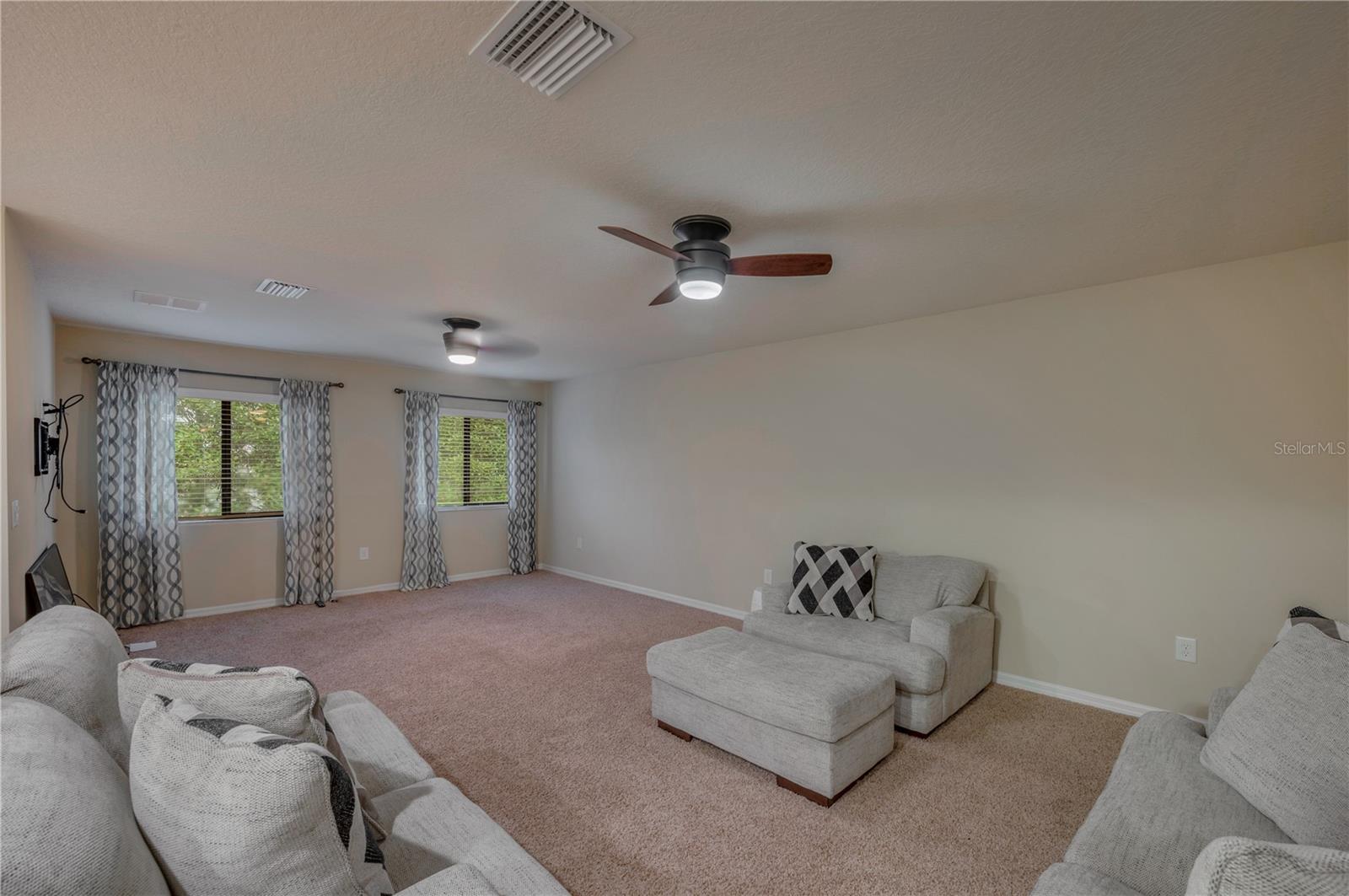 Image 72 of 77 For 2527 Silverback Court