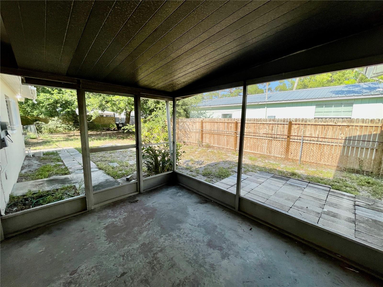 Image 8 of 10 For 637 64th Avenue S