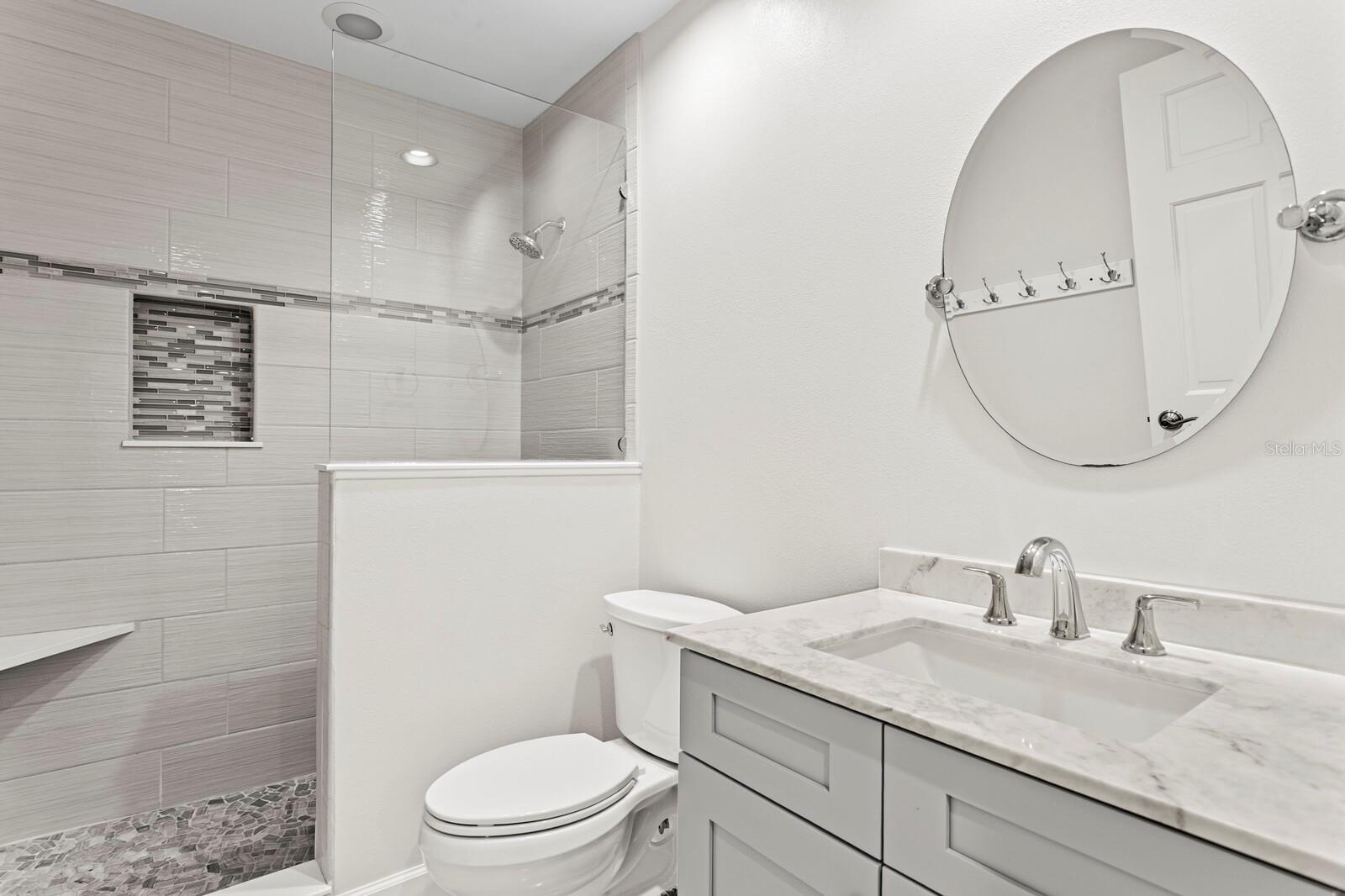 Image 60 of 99 For 6352 Maclaurin Drive