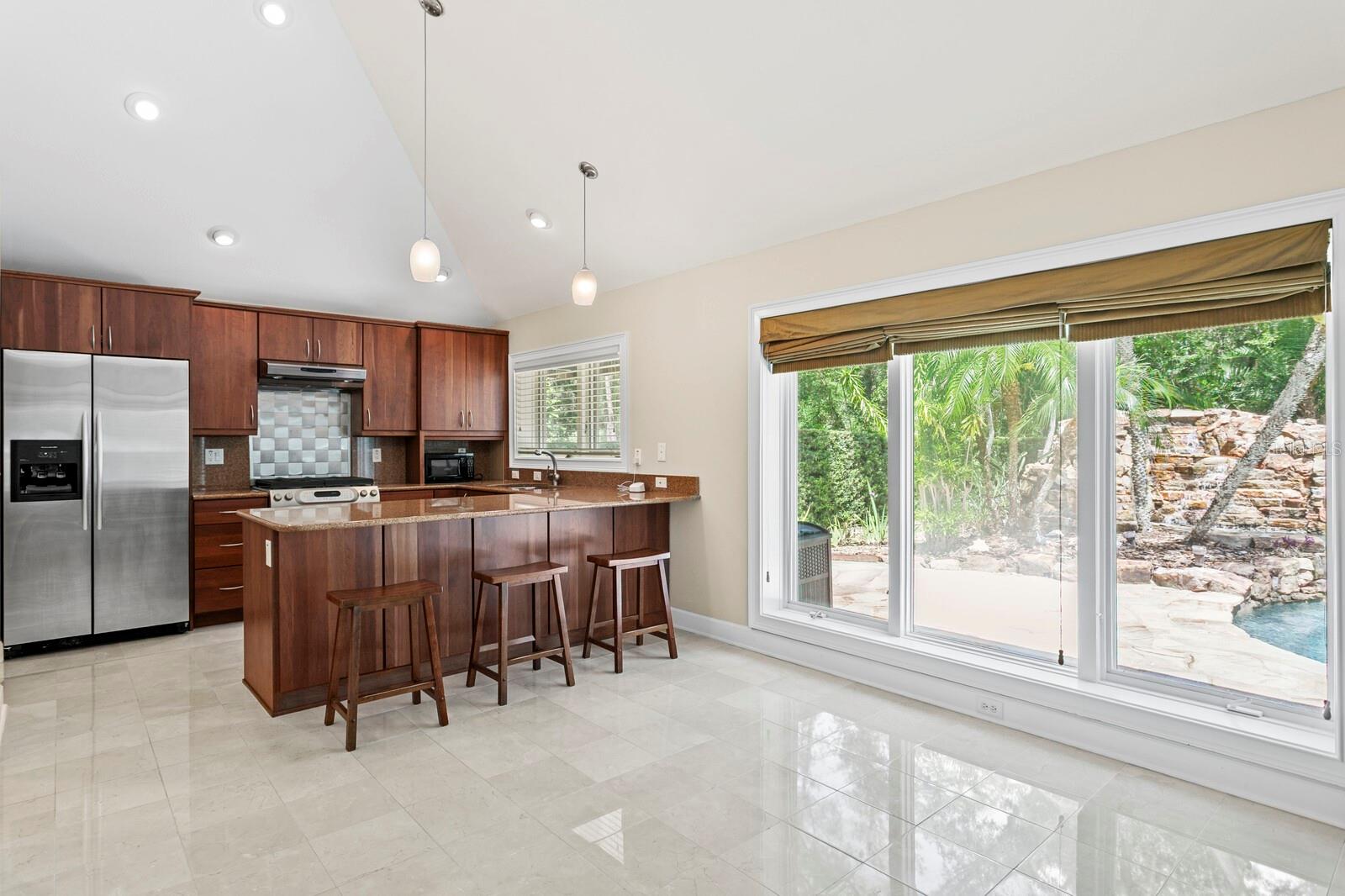 Image 66 of 99 For 6352 Maclaurin Drive