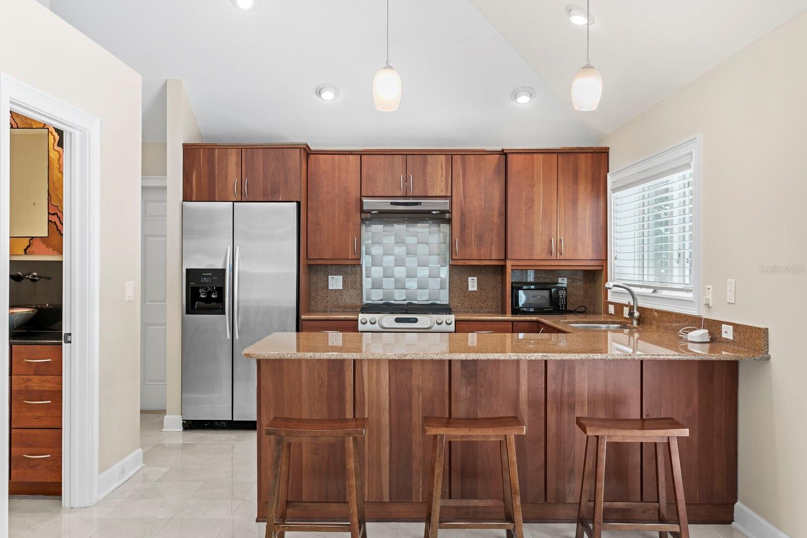 Image 67 of 99 For 6352 Maclaurin Drive