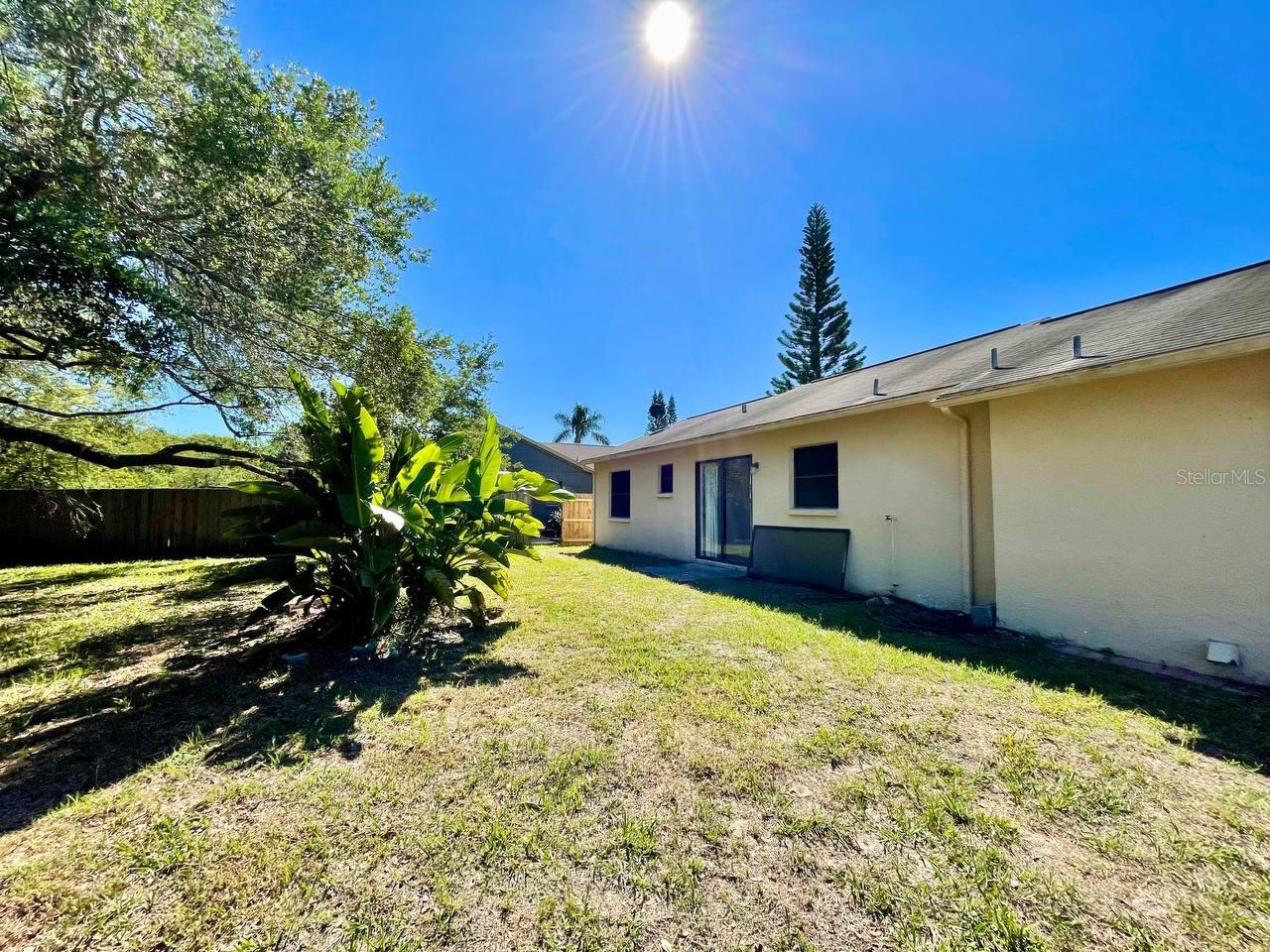 Image 19 of 20 For 2625 Narcissus Drive