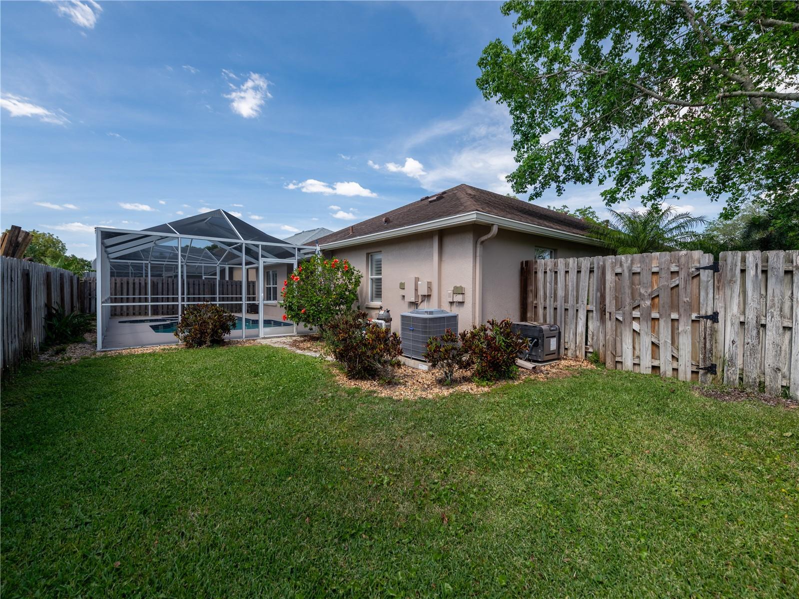 Image 30 of 39 For 10333 Abbotsford Drive