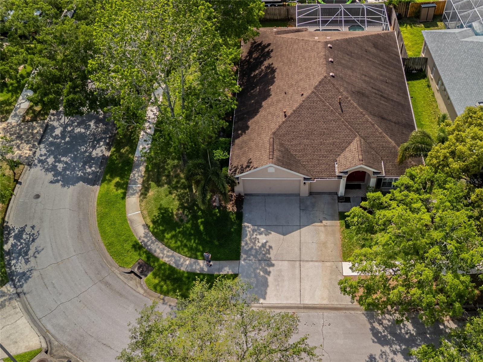 Image 35 of 39 For 10333 Abbotsford Drive