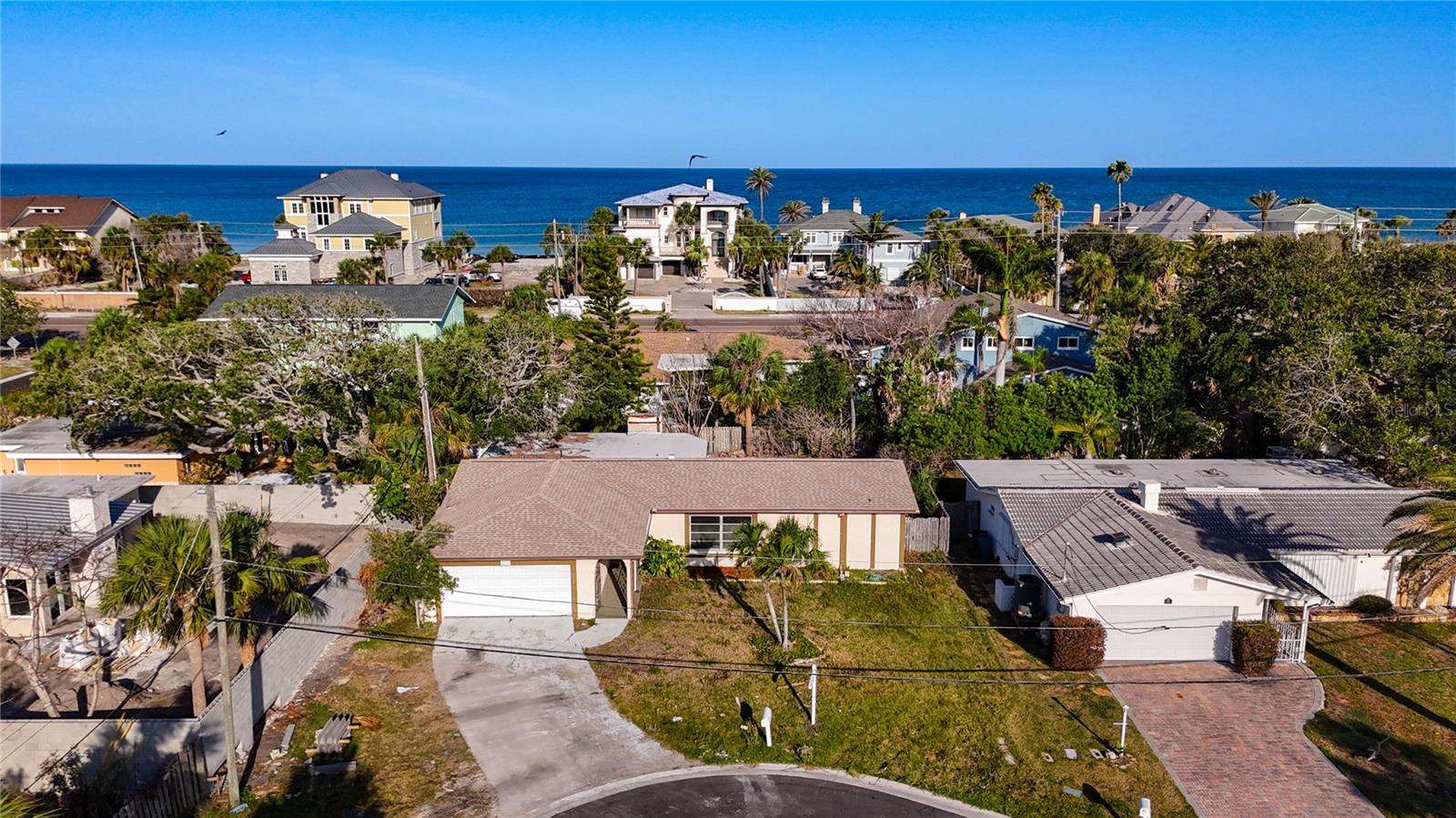 Image 3 of 14 For 920 Palm Drive