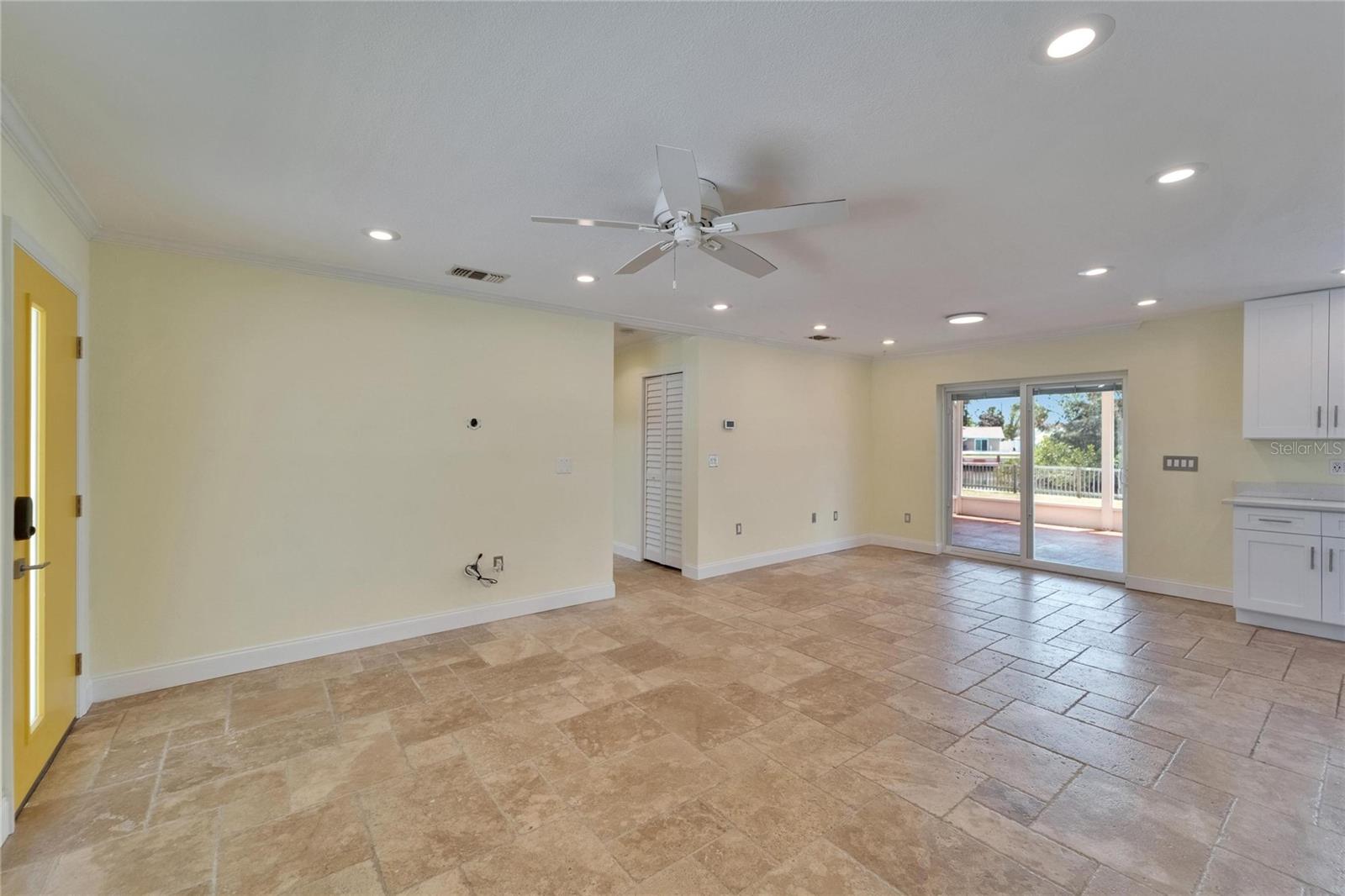 Image 13 of 34 For 8702 Driftwood Drive