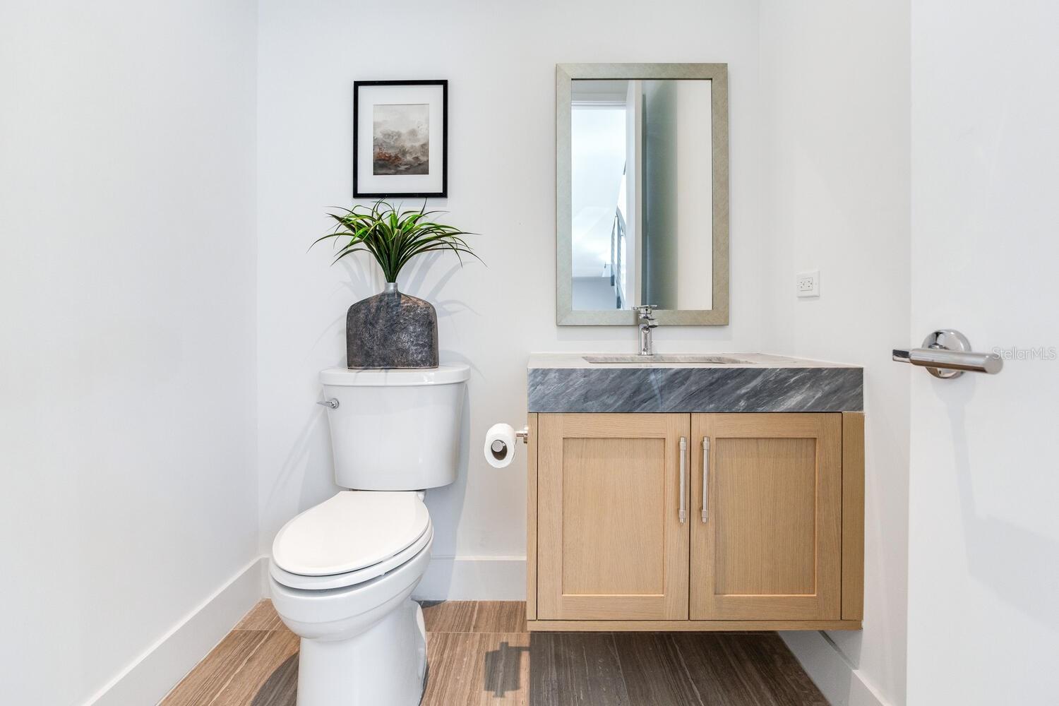 Image 10 of 54 For 3030 Santiago Street 3