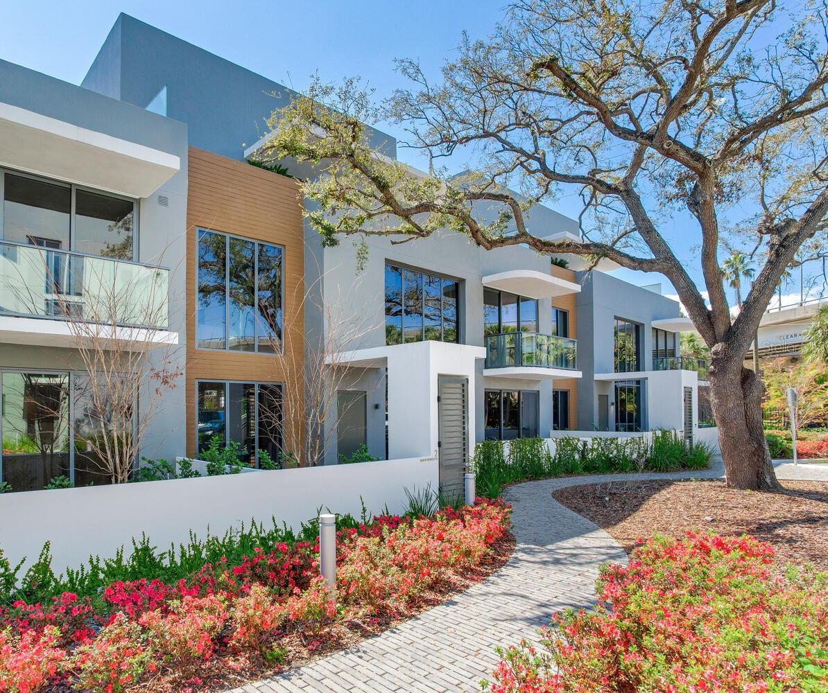 Image 4 of 54 For 3030 Santiago Street 3