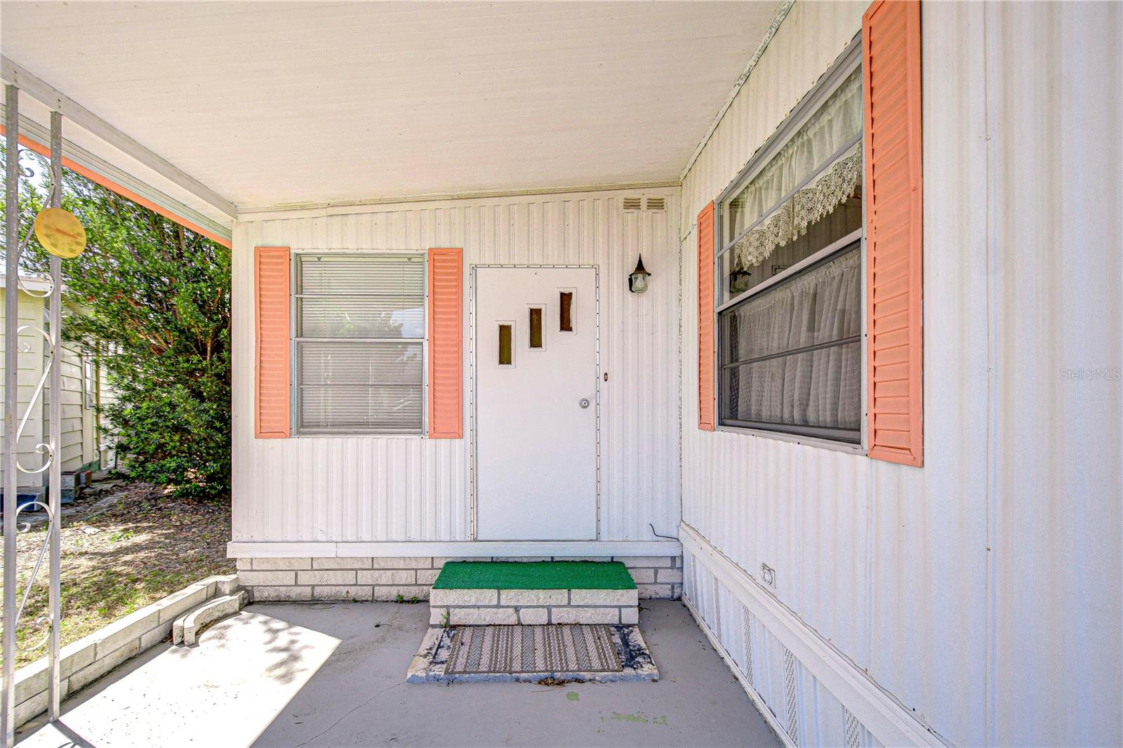 Image 12 of 58 For 35128 Dale Avenue