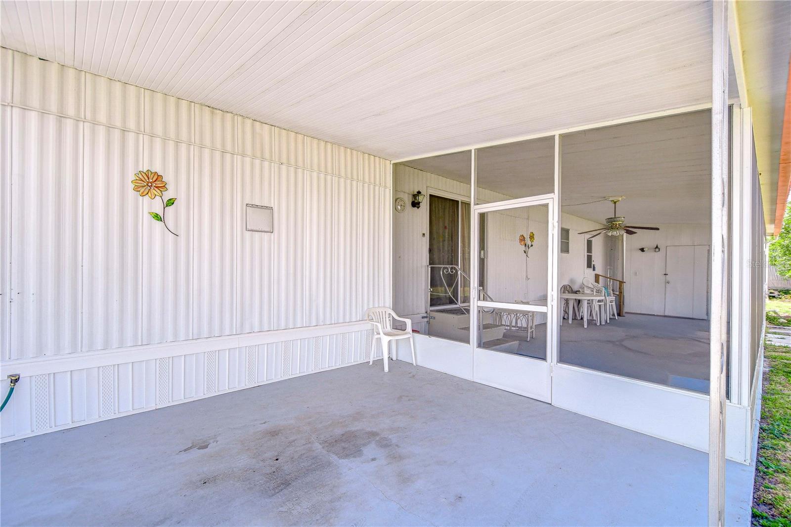 Image 14 of 58 For 35128 Dale Avenue