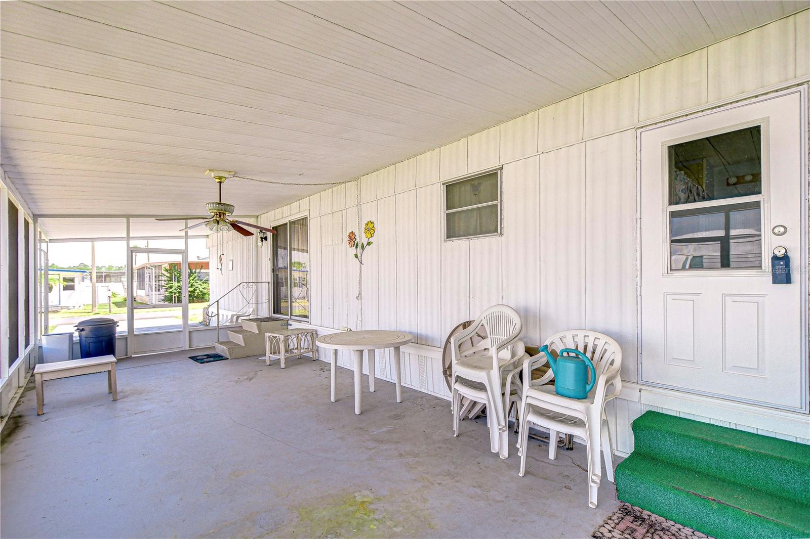 Image 17 of 58 For 35128 Dale Avenue
