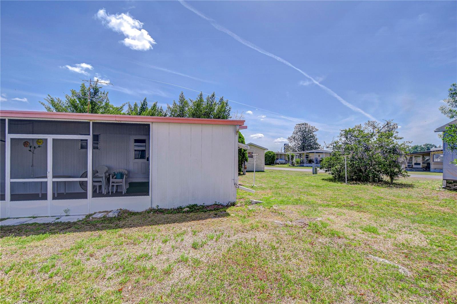 Image 19 of 58 For 35128 Dale Avenue
