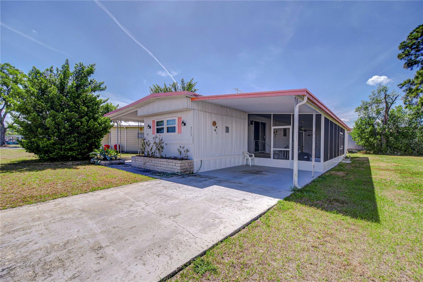 Image 5 of 58 For 35128 Dale Avenue