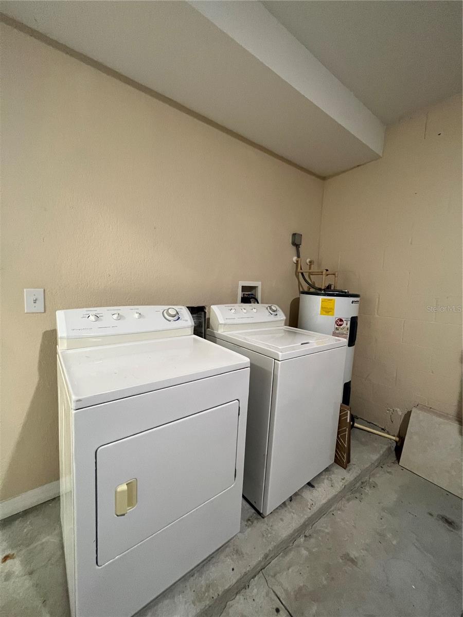Image 14 of 29 For 20464 Needletree Drive