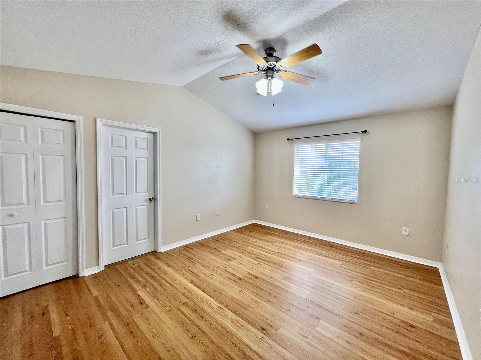 Image 19 of 29 For 20464 Needletree Drive