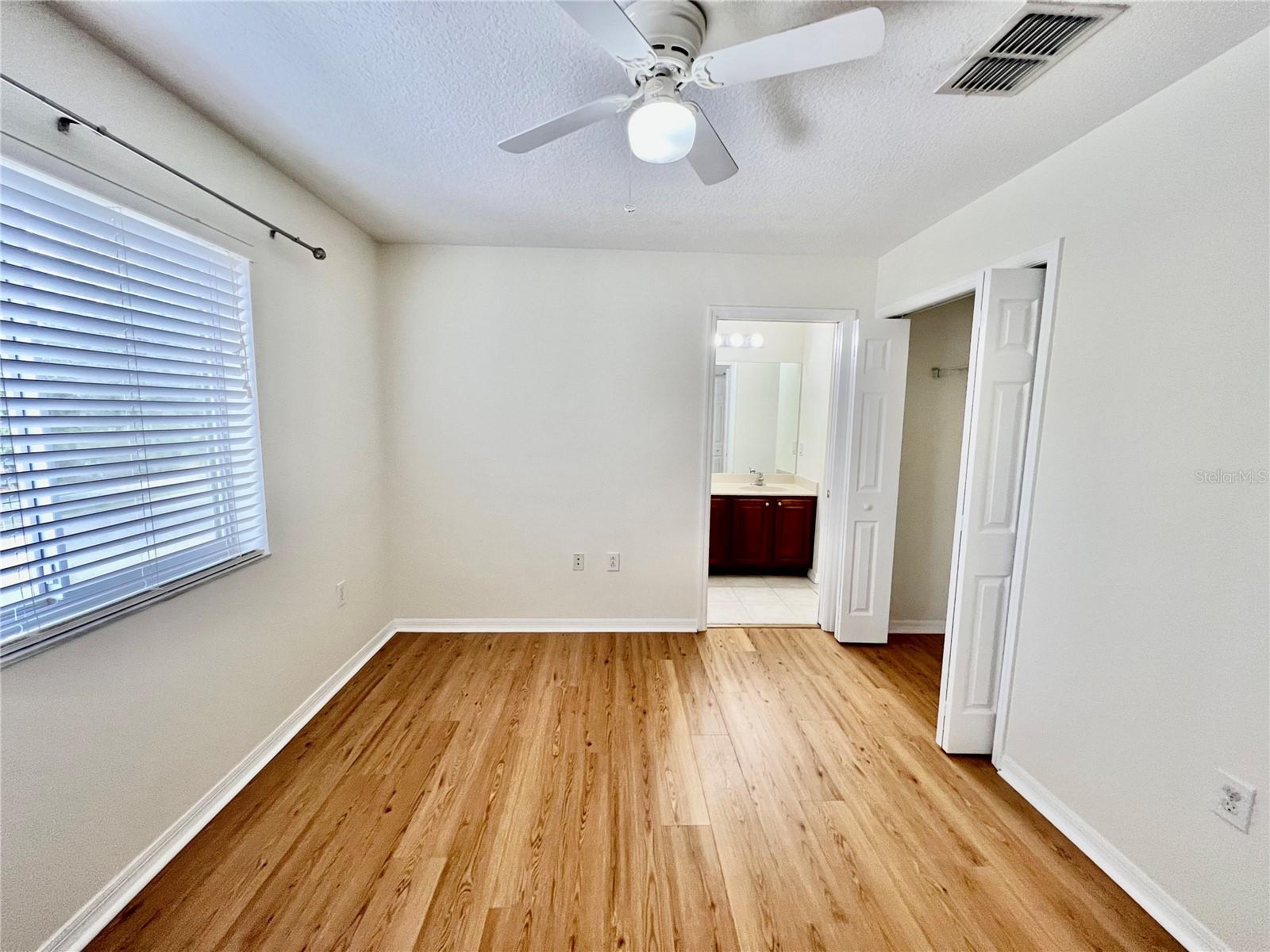 Image 26 of 29 For 20464 Needletree Drive