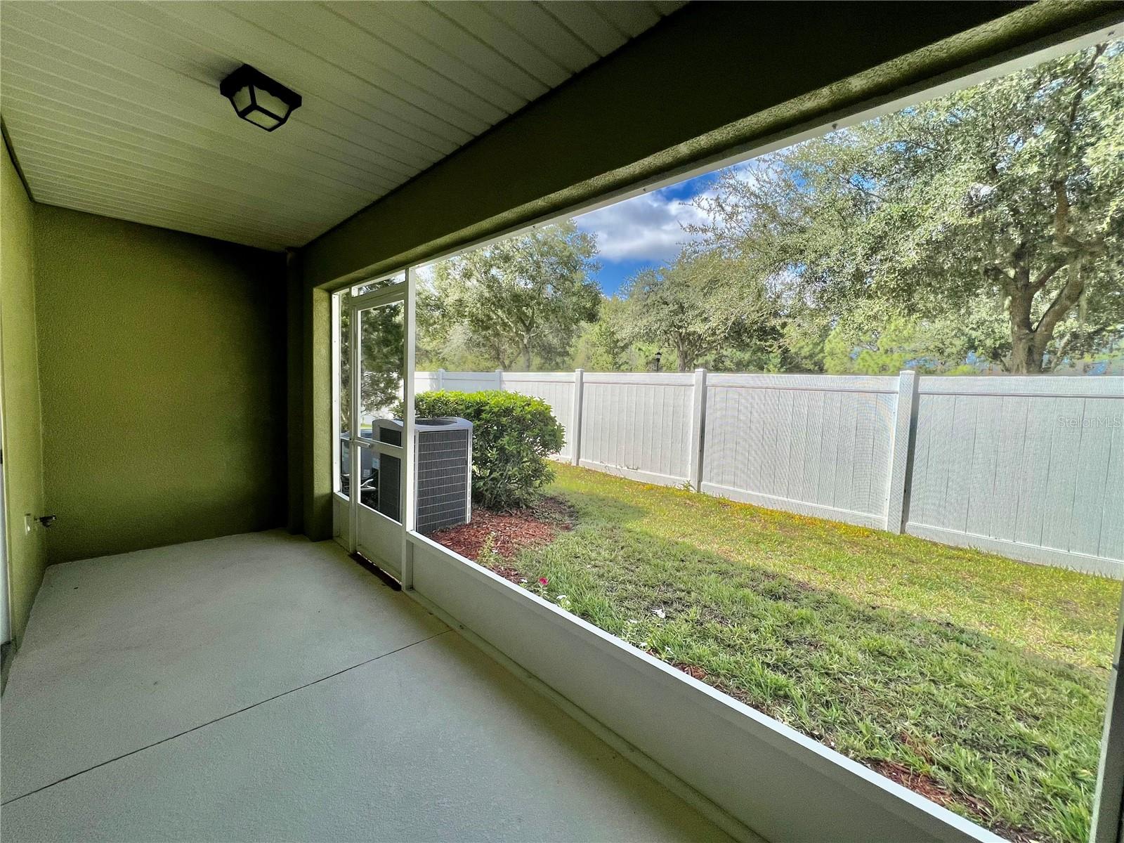 Image 28 of 29 For 20464 Needletree Drive