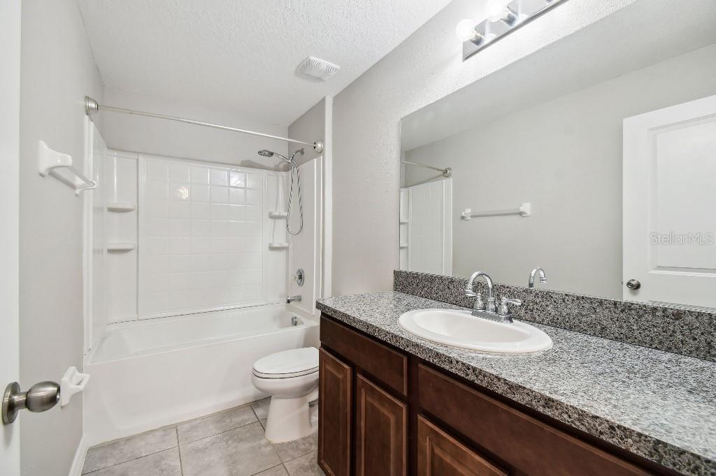 Image 19 of 43 For 4183 Ballantrae Boulevard