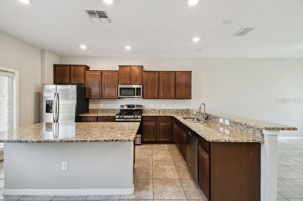 Image 9 of 43 For 4183 Ballantrae Boulevard