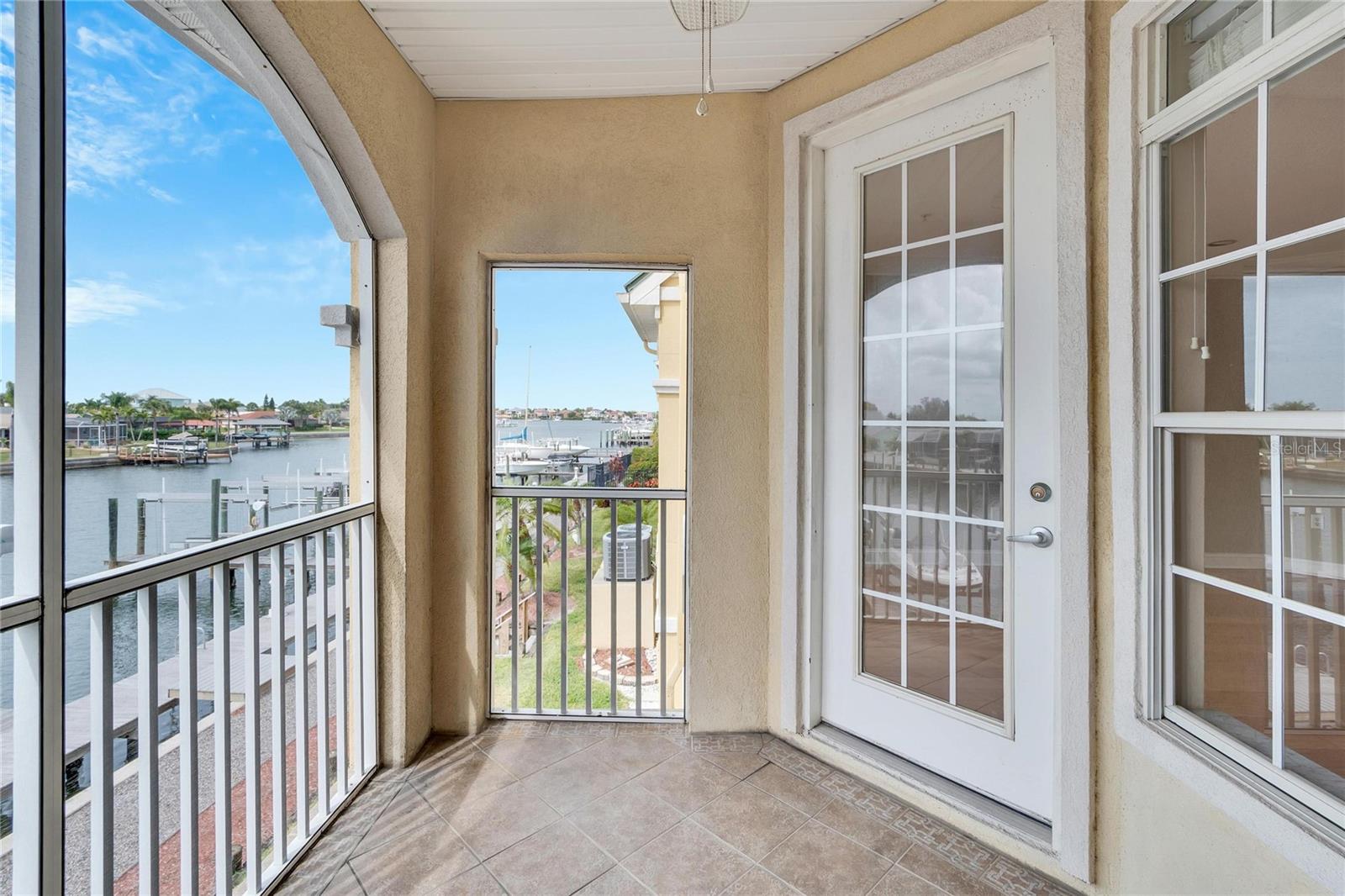 Image 15 of 72 For 6414 Sunset Bay Circle