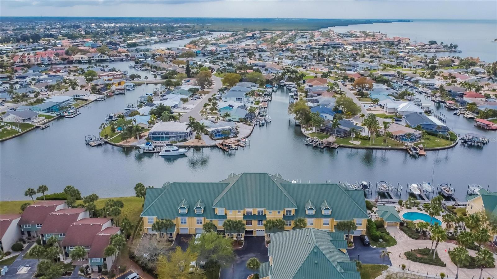 Image 45 of 72 For 6414 Sunset Bay Circle